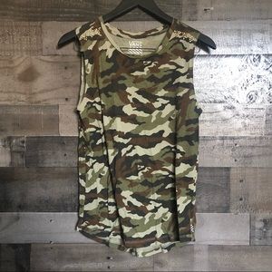 🌵Vans Camo Sleeveless Top